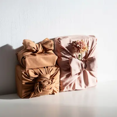 Fabric-Wrapped Candle Boxes